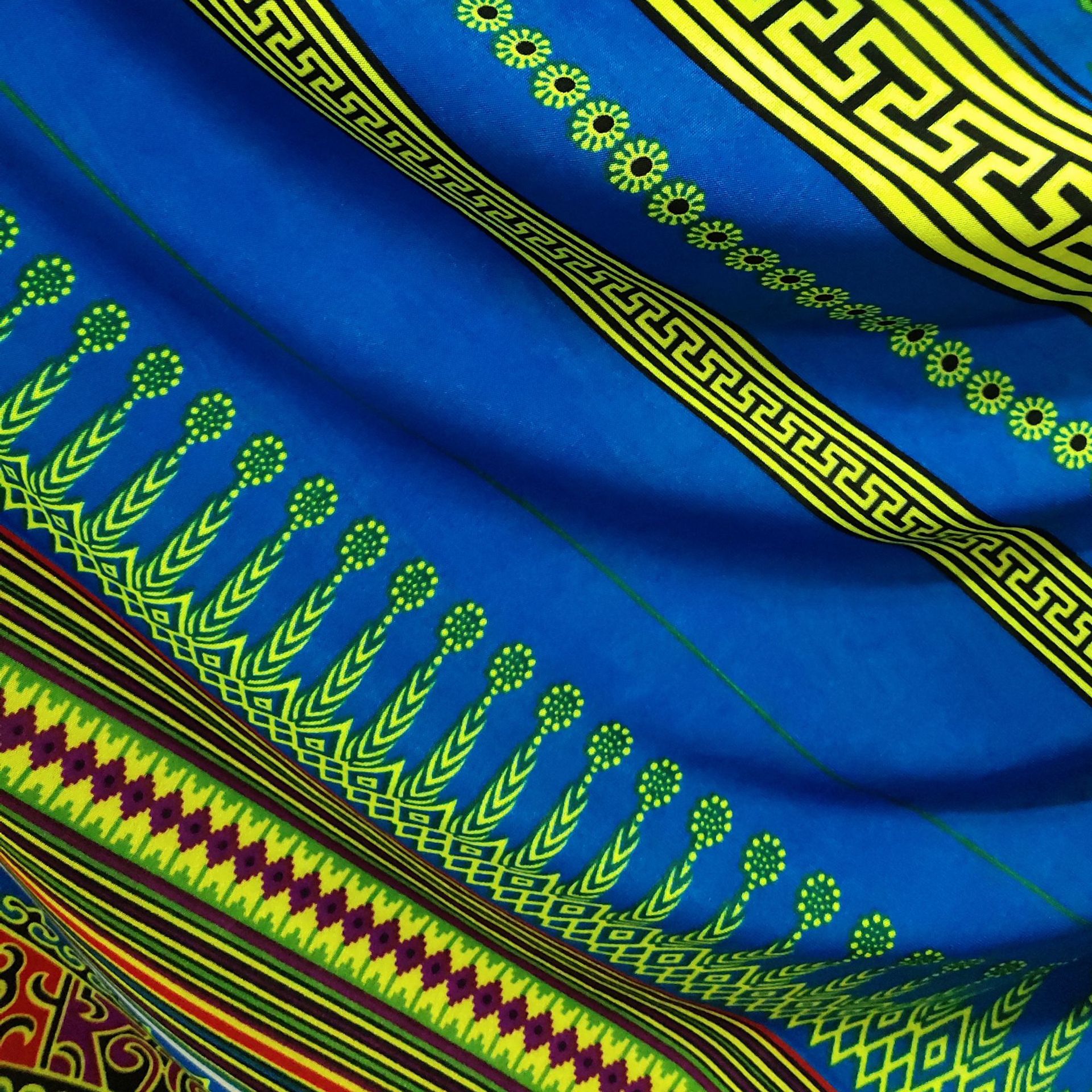 厂家现货民族风四面弹面料 长丝拉架凉丝 长丝四面弹印花针织面料