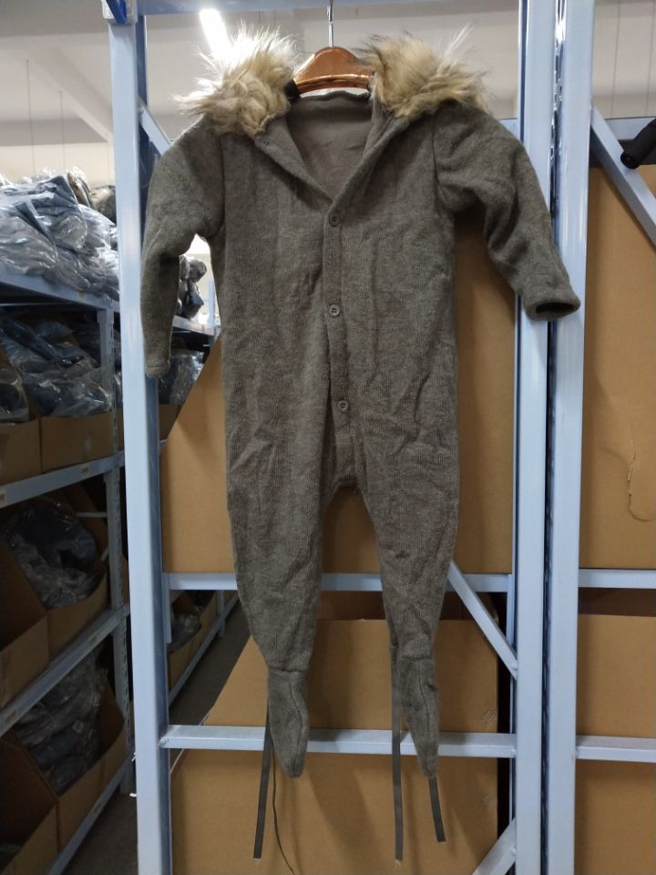 Hooded jumpsuit design