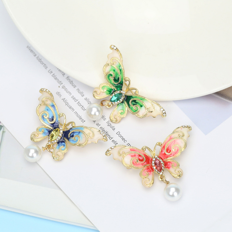 Fashion Colorful Rhinestone Butterfly Brooch Insect Corsage Dress Collar Pin display picture 2