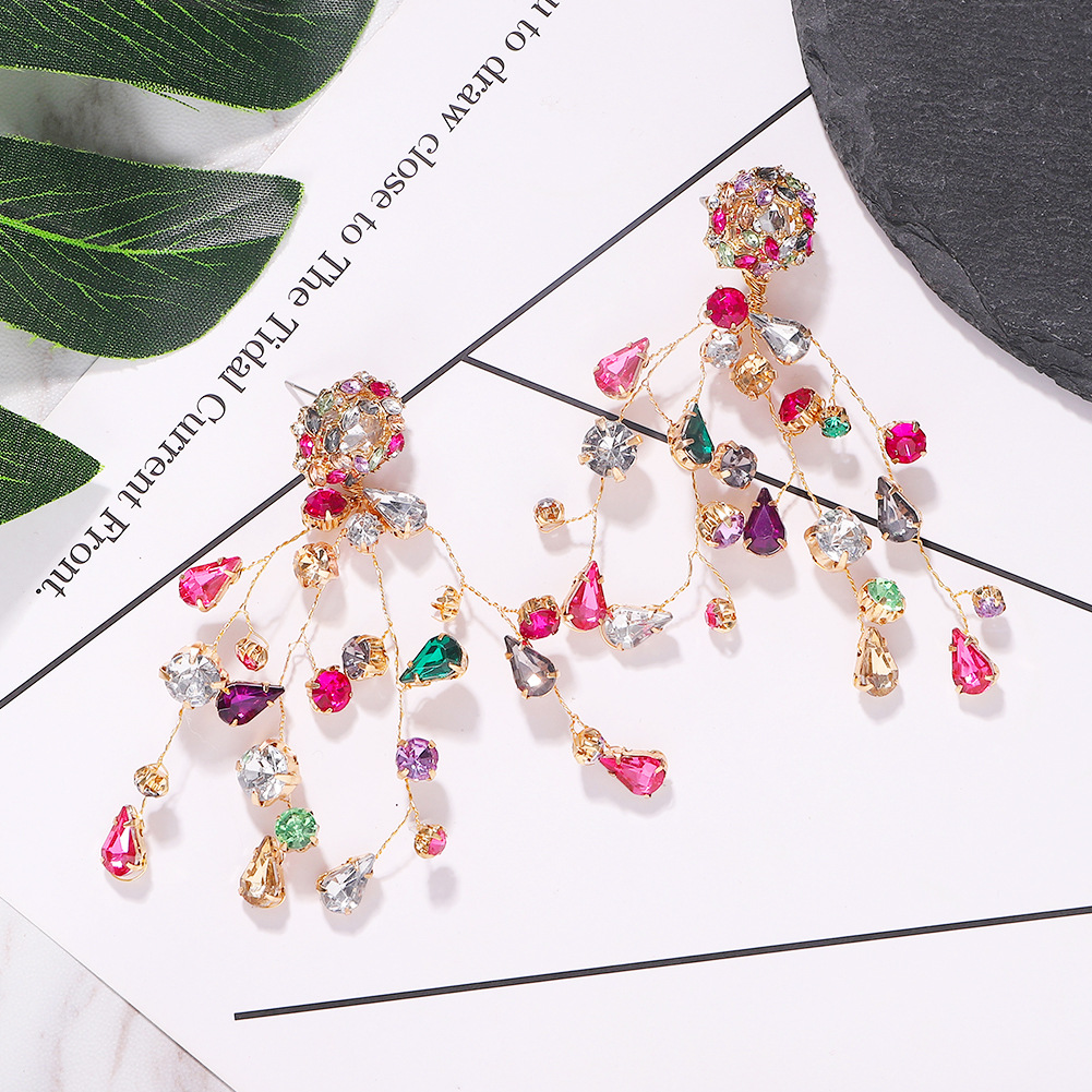 Za Gleiche Legierung Diamant Edelstein Ohrringe Mode Perlen Perlen Bogen Ohrringe Bunte Strass Ohrringe display picture 9