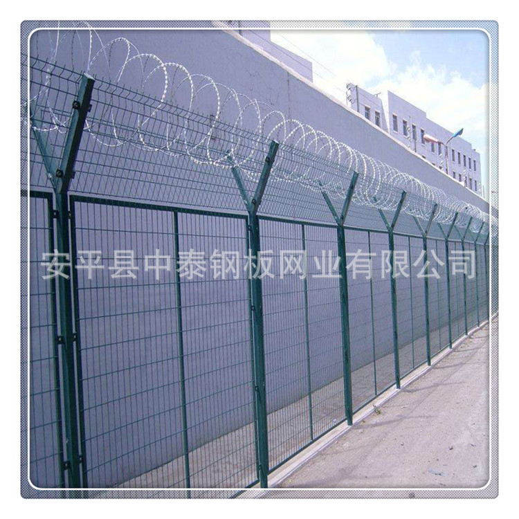 周界围栏厂家供应烤漆钢丝网围栏  钢柱蛇腹型环刀刺绳围栏