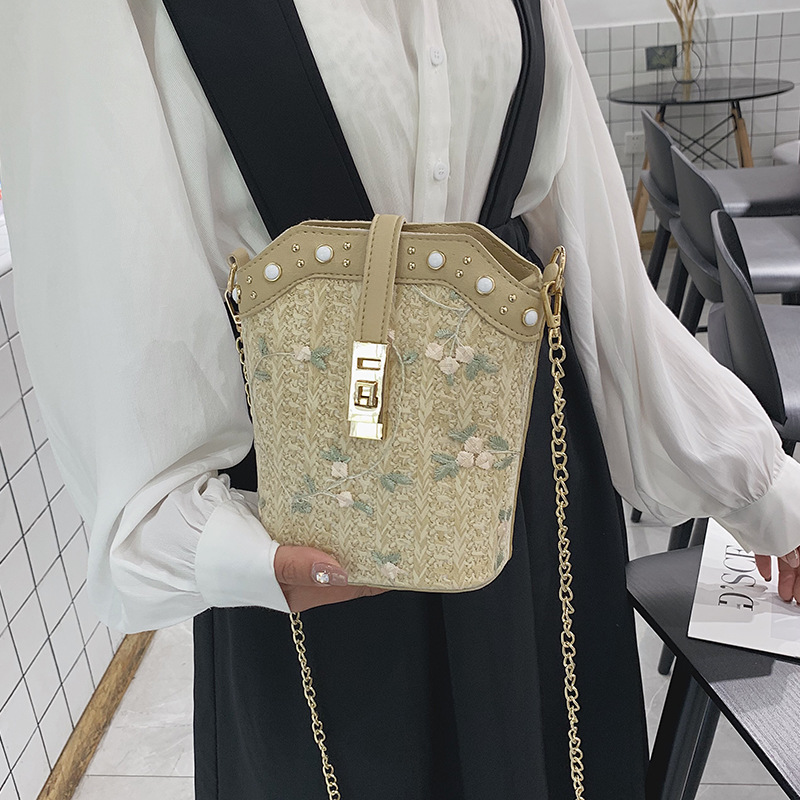 2020 new straw woven small bag female Ko...