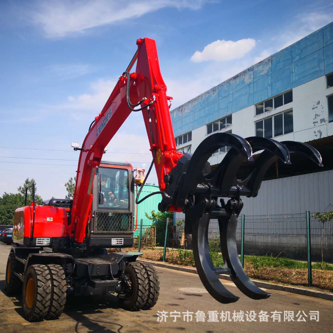 山东鲁重 新款多功能轮挖 抓木机 动力强劲 售后有保障
