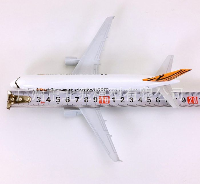 A320老虎航空(白底座) 18cm 16.JPG