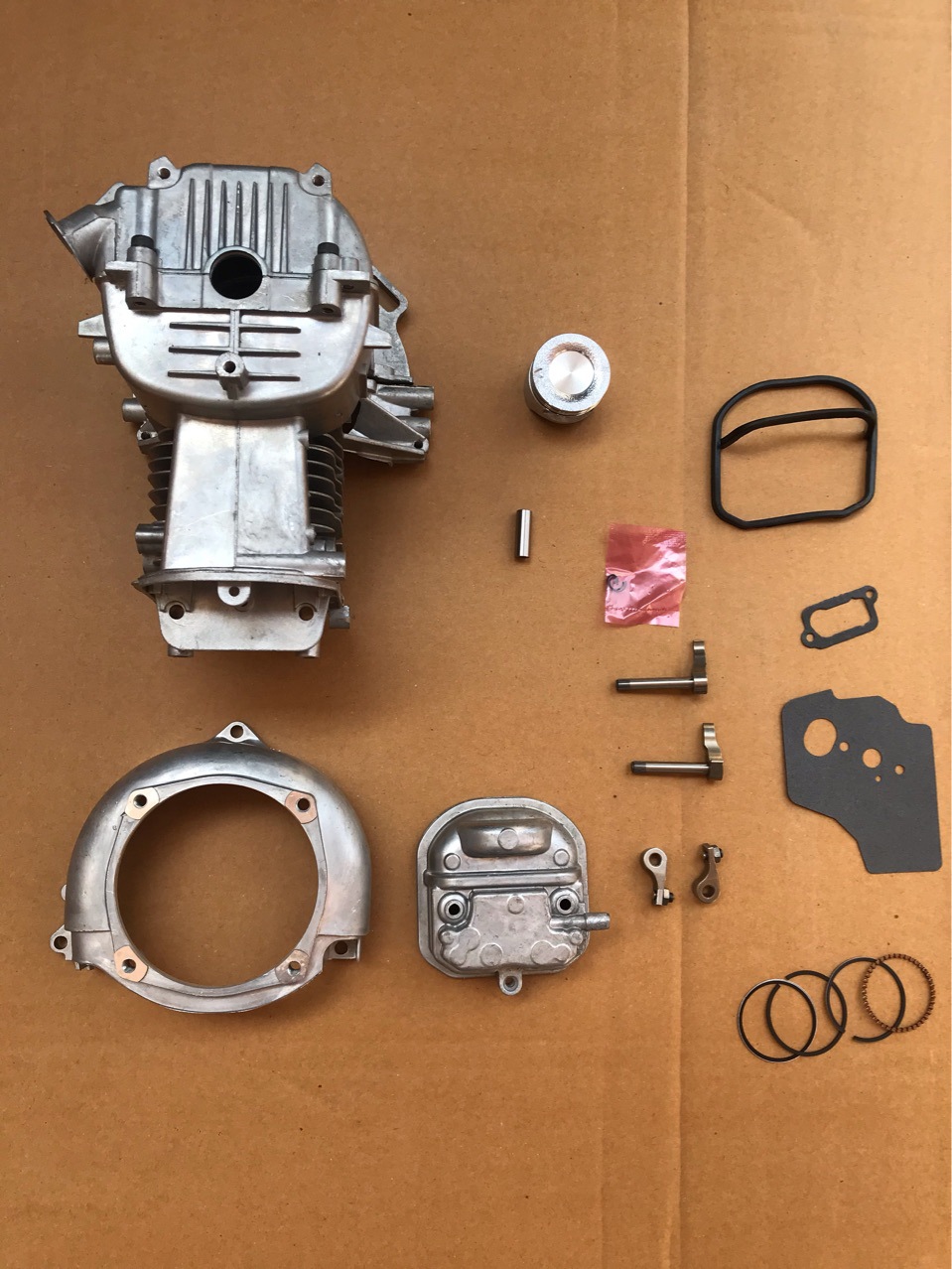 GX35割草机割灌机打草机汽缸气缸箱体缸套 活塞 环总成