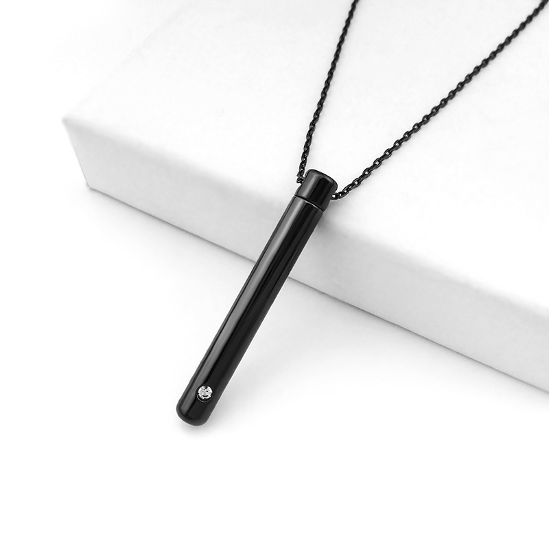 Casket Necklace Cylindrical Perfume Bottle Pendant With Zircon Clavicle Chain display picture 2