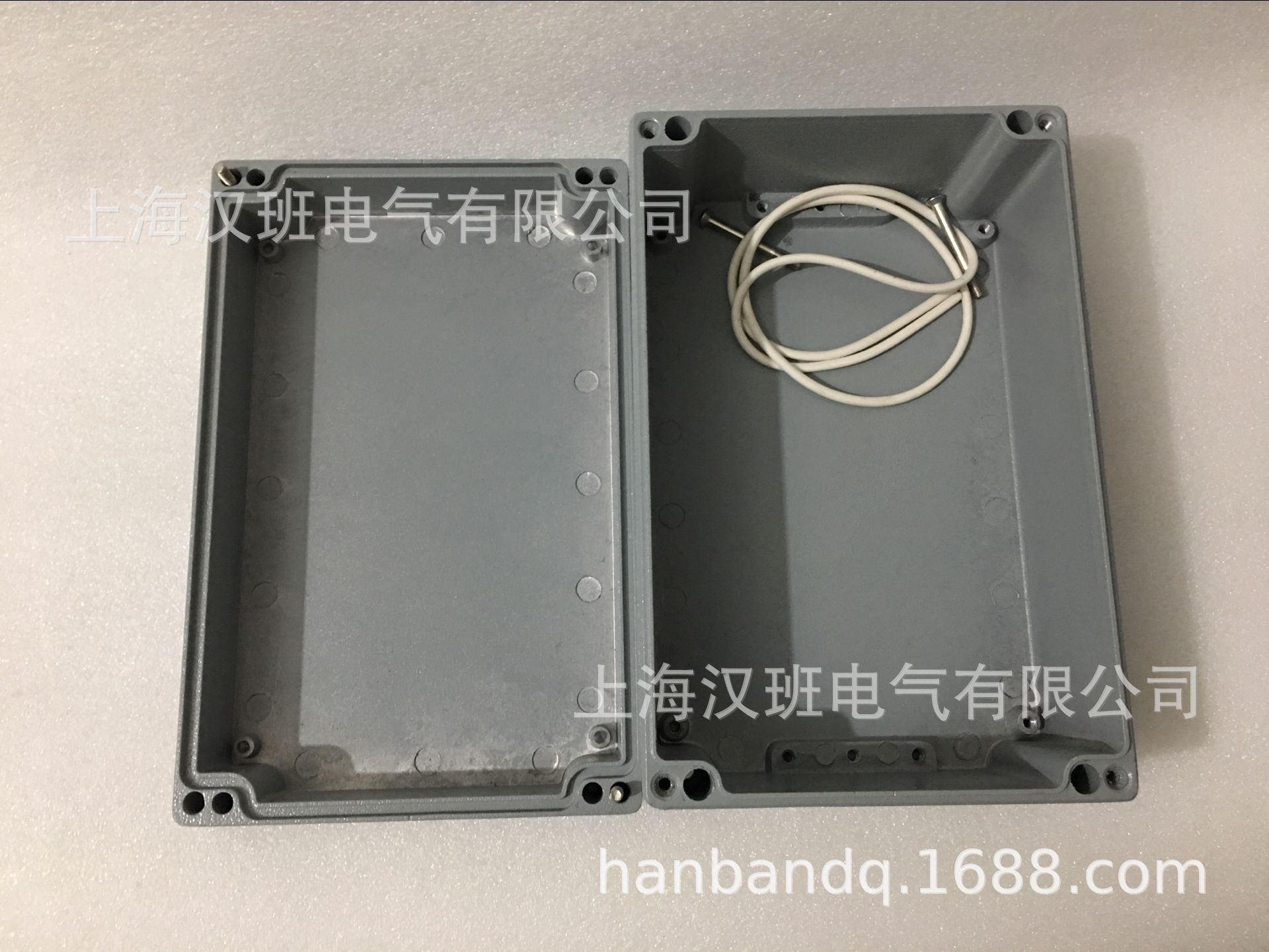 供应铸铝外壳 金属防水仪表壳200*130*85mm 防水密封外壳电源壳