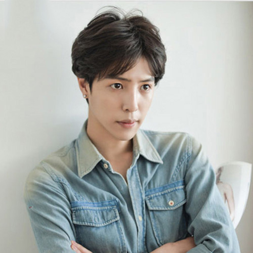 Internet celebrity wig for men with short hair, middle-parted bangs, short curly hair, Korean version, handsome, natural and fluffy, student face-shaping, full headgear style