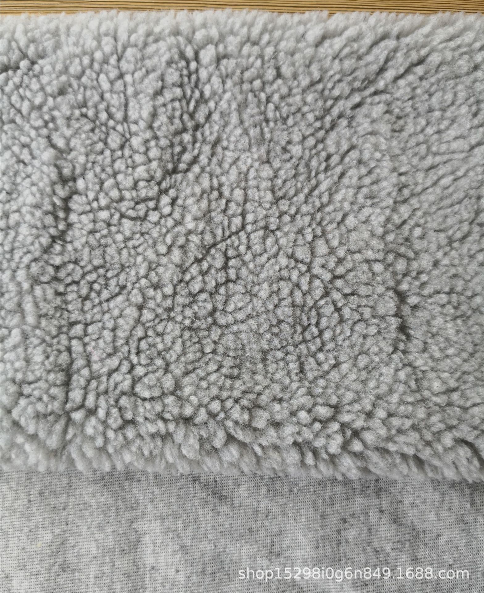 单面羊羔绒布料 大小颗粒绒 服装外套箱包羊羔毛布料 羊羔绒面料-阿里巴巴