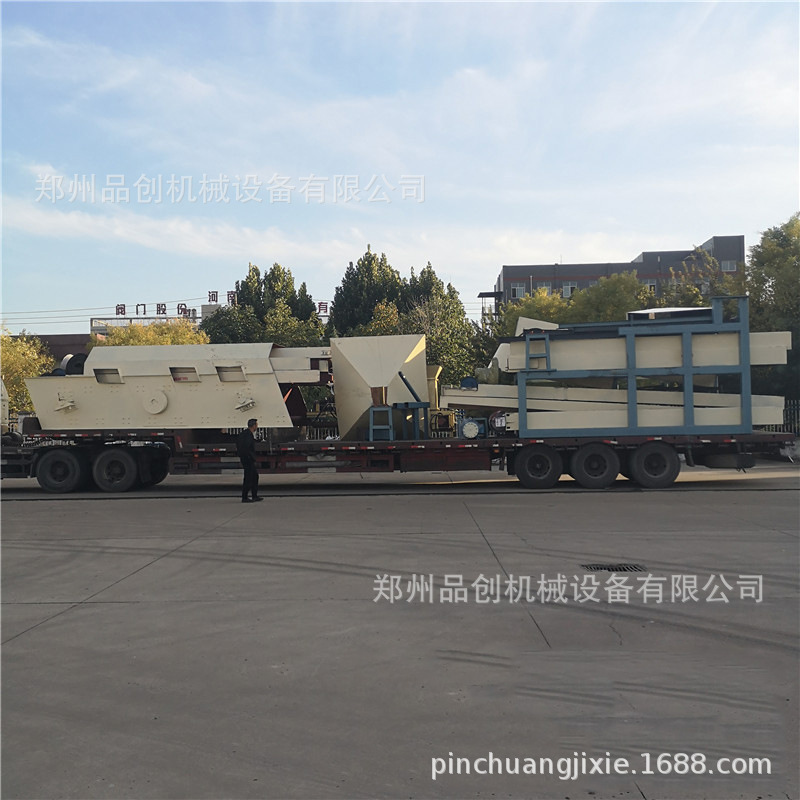 10893322688_2023466889