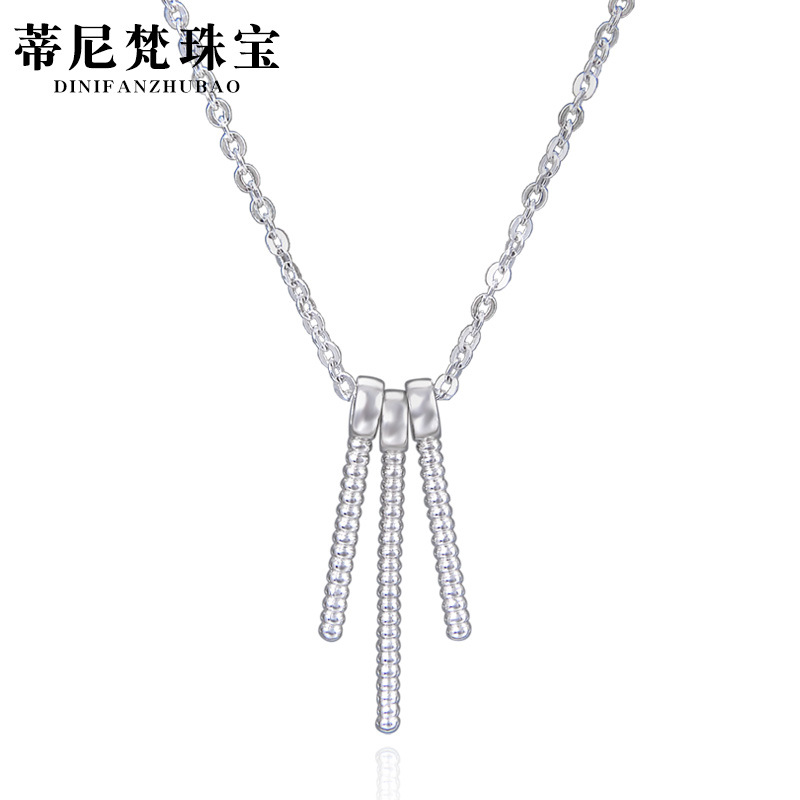 Venta caliente transfronteriza s925 Collar de plata de las mujeres Cadena de clavícula corta simple dulce cadena fresca conjunto Al Por Mayor