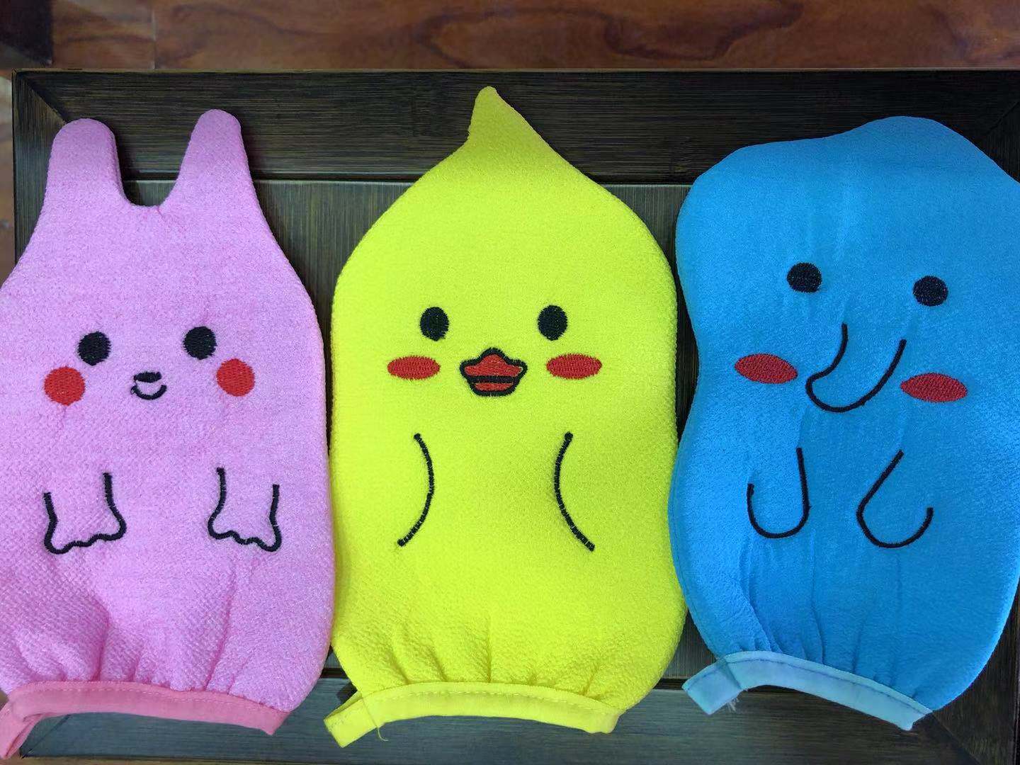 厂家直销儿童搓澡巾新款卡通可爱绣花手套儿童浴擦批发|ms