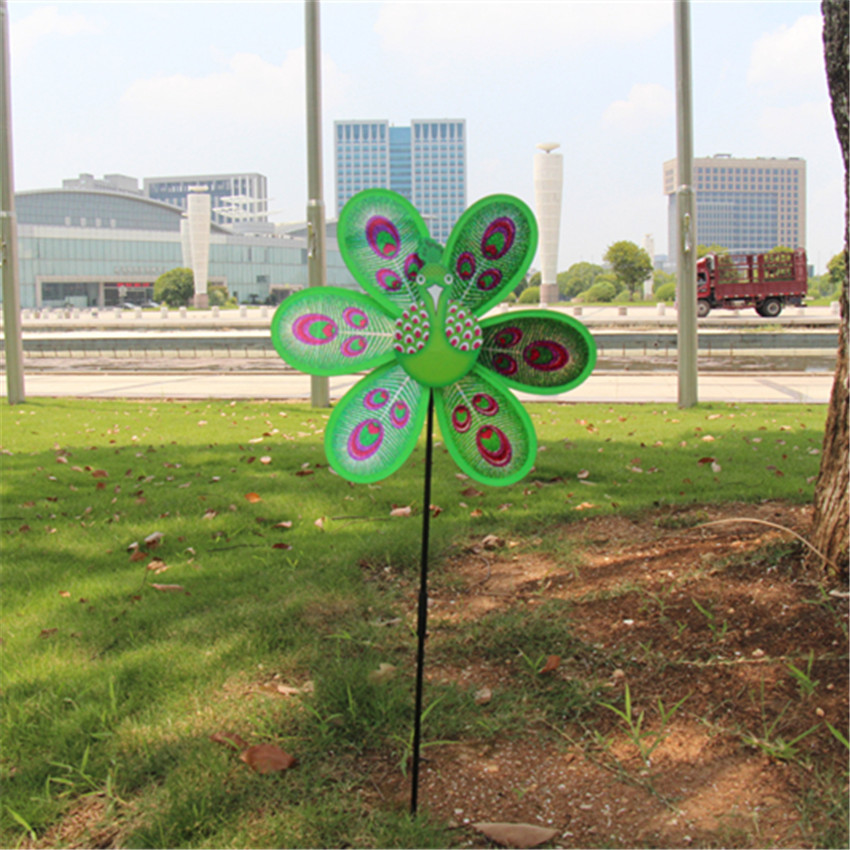 小闪光孔雀羽毛3