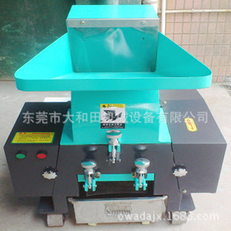 现货 3-75HP东莞塑料粉碎机 注塑水口料粉碎机