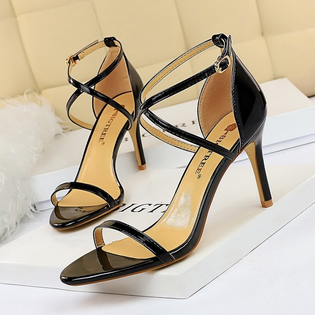 Fashion Shoes Fine-heeled Lacquer Cross Belt Sexy Night Shoes