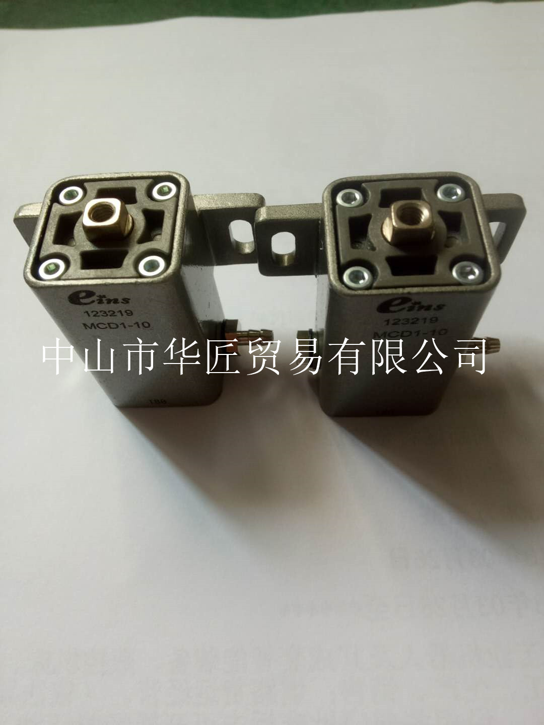 供应EINS微型气缸MCD1-10 MCD1-20 原装正品。大量现货