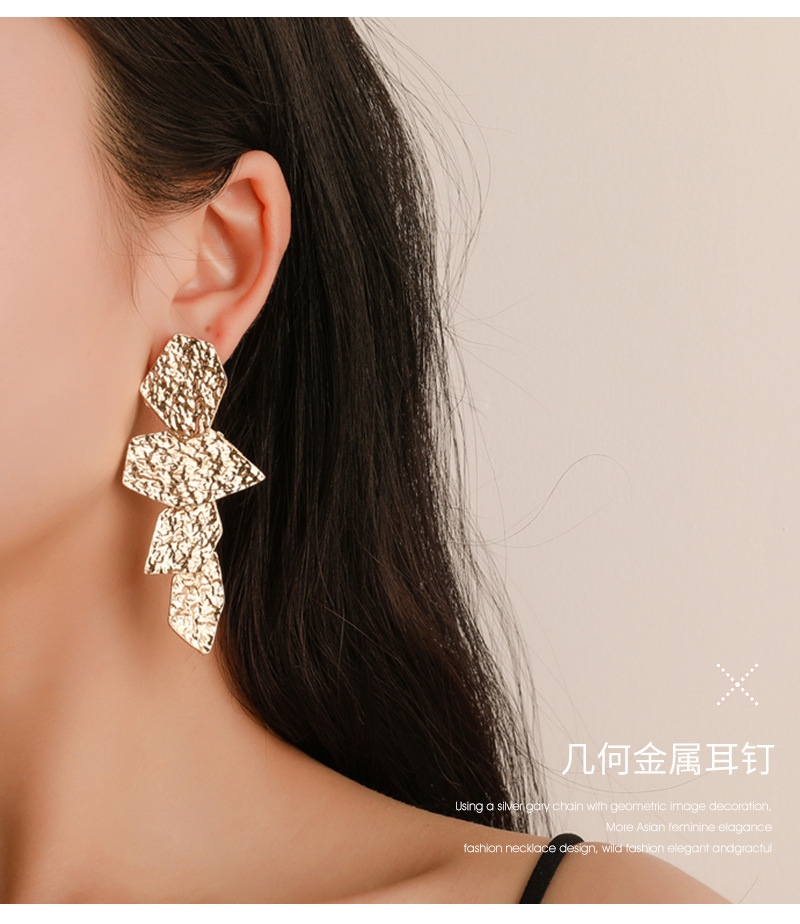 Fashion Exaggerated Irregular Women's Long Geometric Metal Earrings Wholesale display picture 2