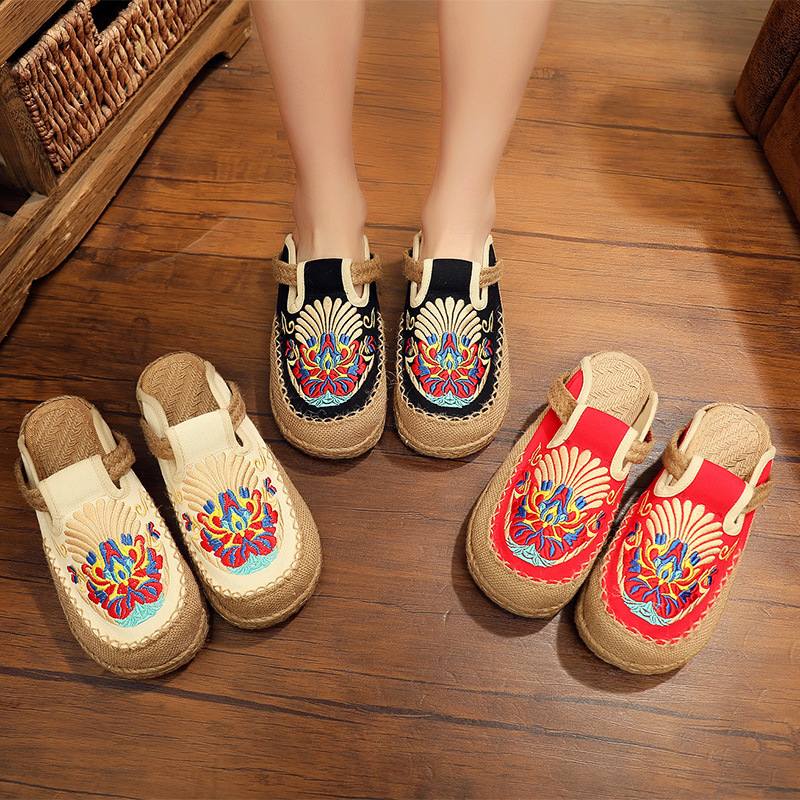 Tai chi kung fu shoes for women embroidered shoes ethnic Beijing shoes women Thai linen slippers 