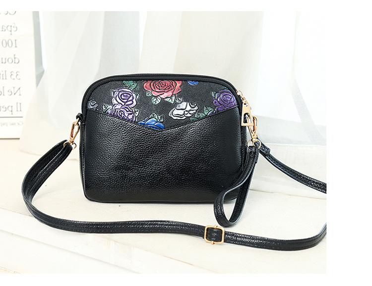 Women's Mini Pu Leather Flower Fashion Embroidery Round Zipper Crossbody Bag display picture 18
