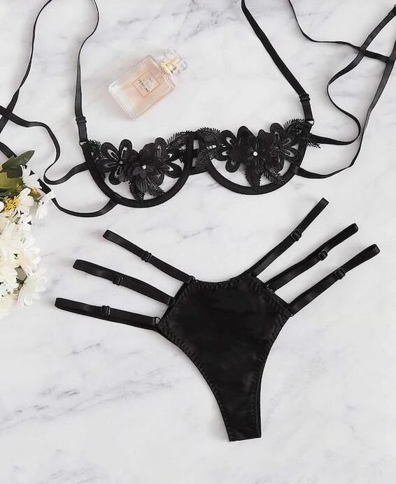Bikini Swimwear Image 5