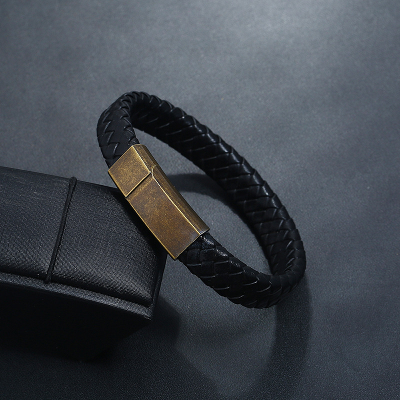 Stainless steel leather bracelet vintage woven menu0027s jewelry imitation cowhide bracelet titanium