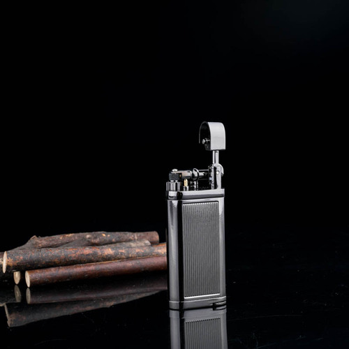 Manufacturer supplies metal pipe oblique fire grinding wheel, fashionable and portable windproof black vertical strip, can be customized for drop shipping