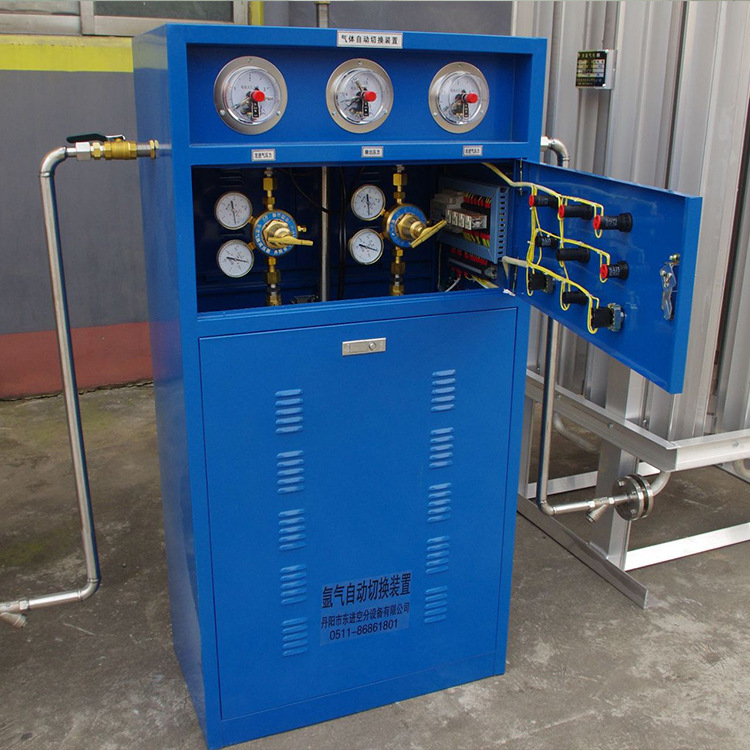 厂家生产氧气 空气 氢气 二氧化碳 乙炔等 气体自动切换汇流排|ru