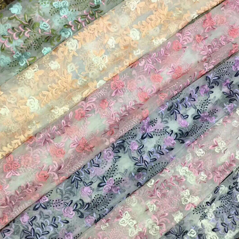 多 色网布绣花面料 厂家直销纱裙面料连衣裙布 网纱绣花蕾丝 面料