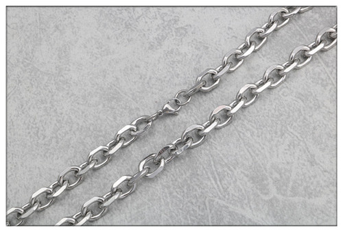 Stainless steel non-welded corner chain, thick large-scale corner O-shaped chain, cross chain, titanium steel necklace, clavicle chain, pendant chain