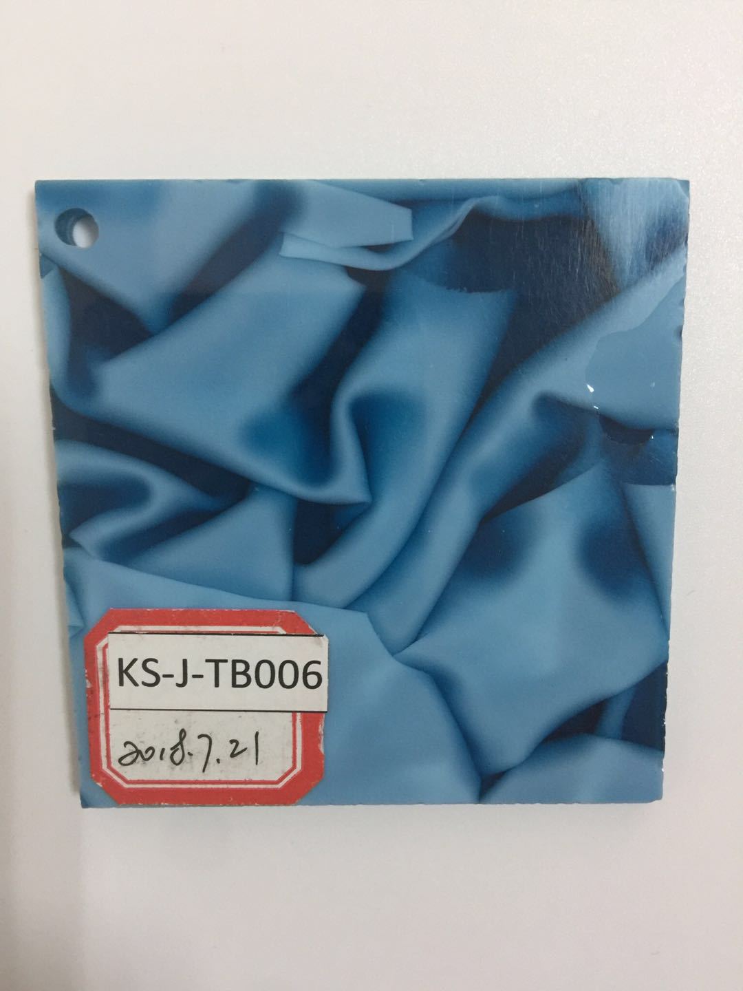 【厂家直销定制】亚克力波浪板大量库存低售