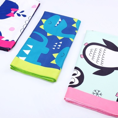 批发定制超细纤维儿童游泳吸水沙滩巾浴巾健身运动速干斗篷大毛巾