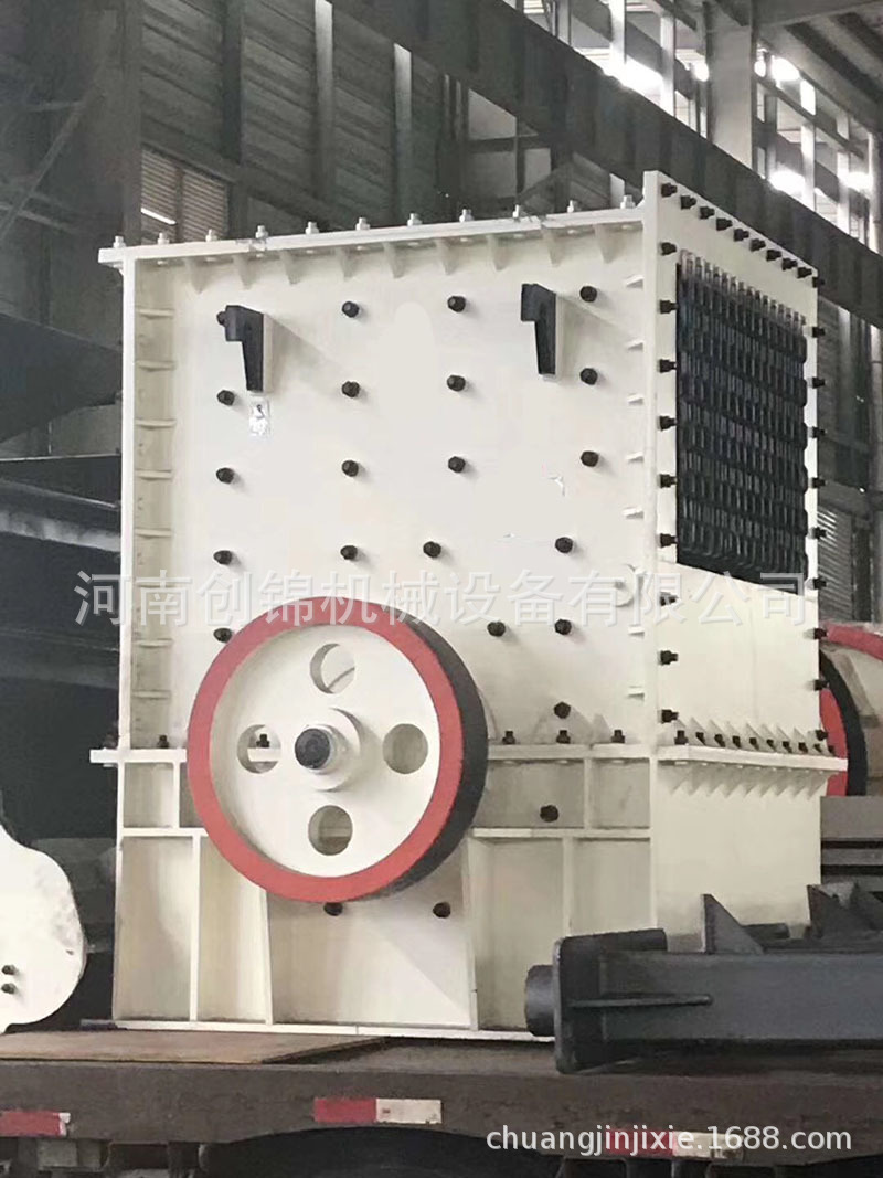 郑州移动箱式破碎机 1200×1200箱破 箱式破碎一体机