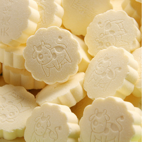 Tianmeihua milk slices, yogurt bars, prairie raisin beans, original milk puffs, five pounds of bulk cheese