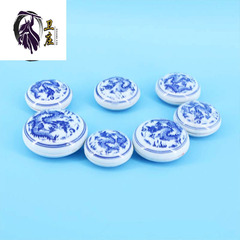 Wèizhuāng yìnní xuéshēng shūhuà shūfǎ yòng qīnghuācí hé zhūshā yìnyóu zhuànkè yìnzhāng yìnní chǎngjiā