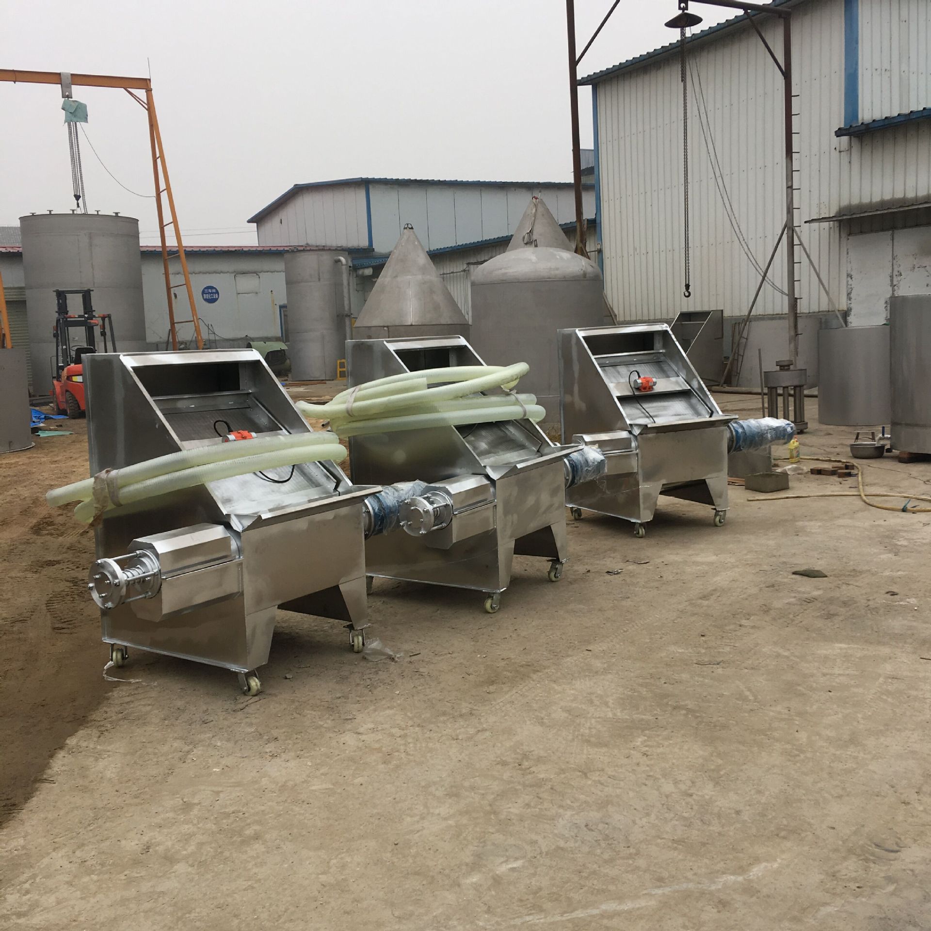 新品直销振动筛粪便干湿分离机 处理含水量大的分离机直销