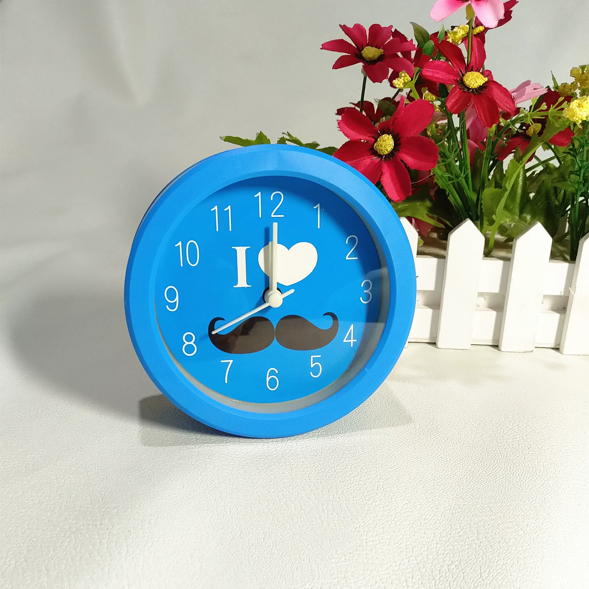 Конфеты цвет мультфильм маленький будильник мода подарок дома маленький будильник