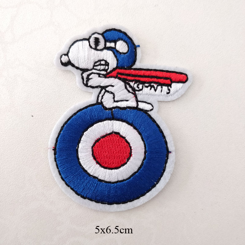 スヌーピー布ステッカー刺繍パッチバッジ子供服アクセサリー穴付きステッカー日本tシャツバッグ装飾diy