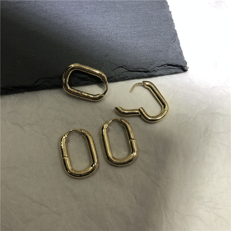 Vintage Brass Gold Plated U-shaped Hoop Oval Hoop Advanced Wild Earrings display picture 6