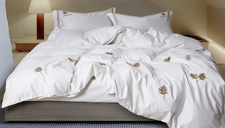 五星级宾馆酒店床上用品 80支纯棉贡缎刺绣白简约被套床单四件套-阿里巴巴