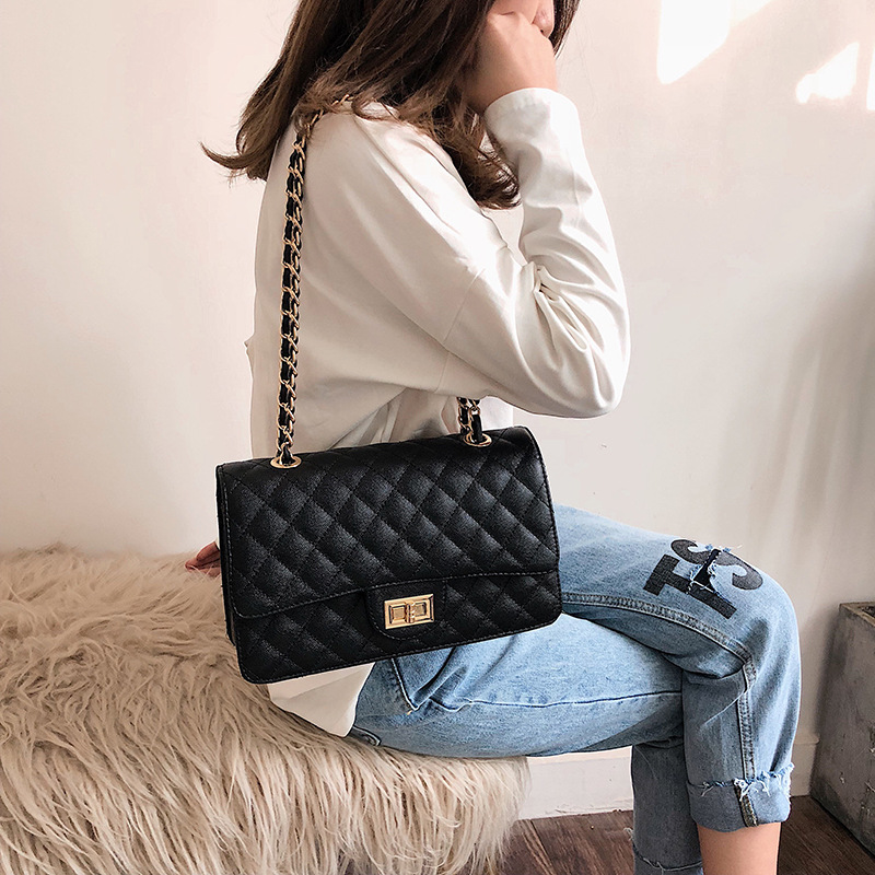 Bags women's bag black European and American fashion double cover Lingge chain bag Single Shoulder Messenger portable small Xiangfeng women's bag