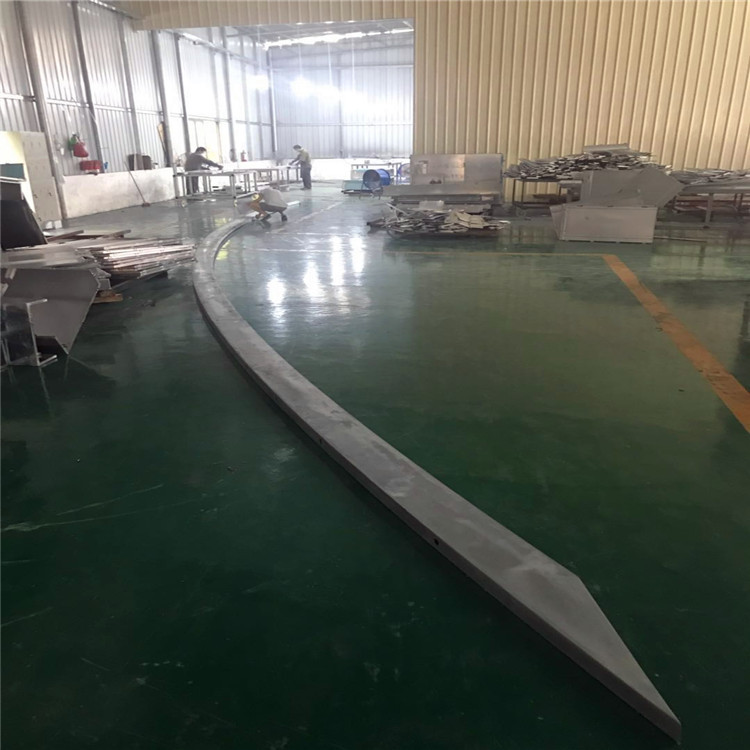 广州市造型铝板弧形包柱板异形铝单板任意造型幕墙材料雕花冲孔板|ms