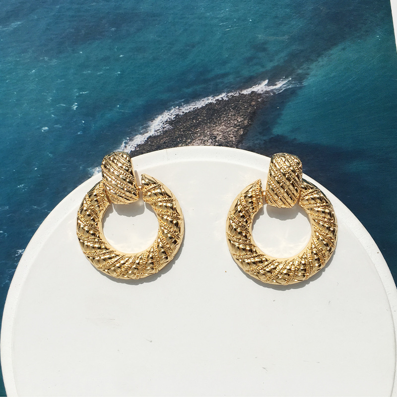alloy retro fashion bohemian earrings wholesale