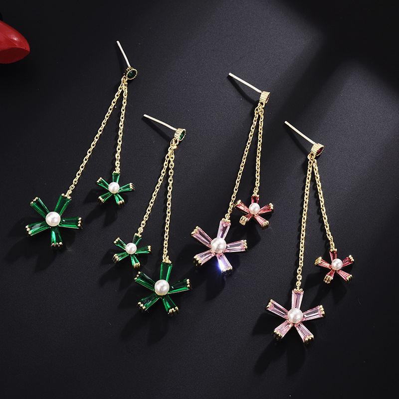 Small fresh cute green fuchsia earrings with tassels with zircon…