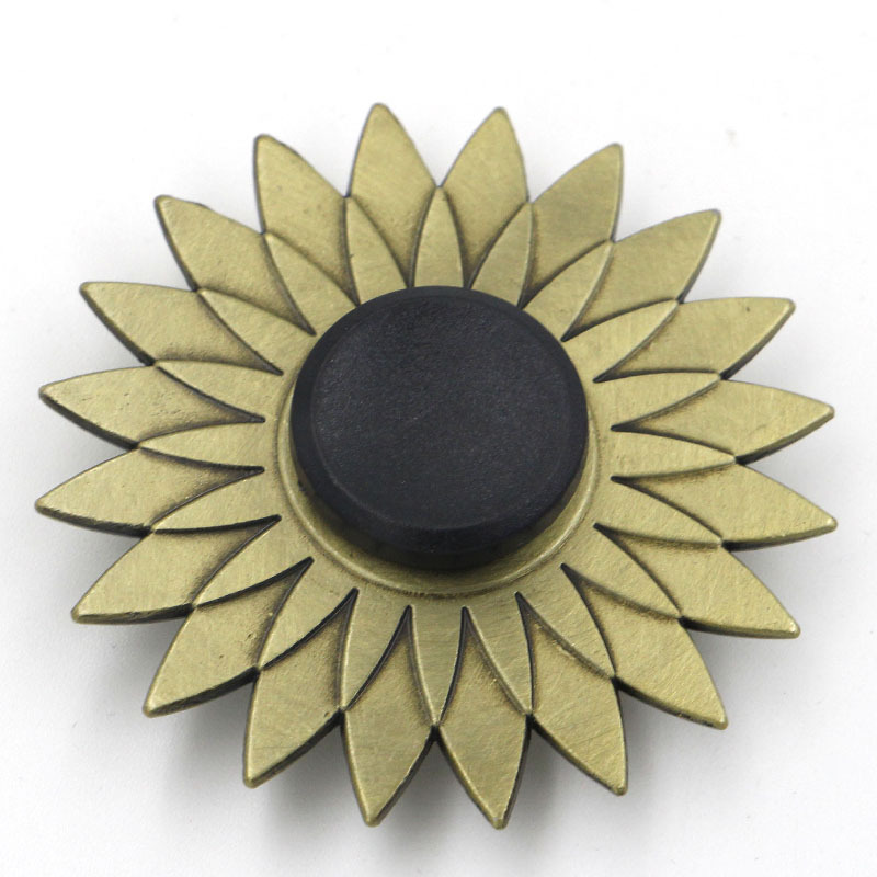 古铜色指尖陀螺