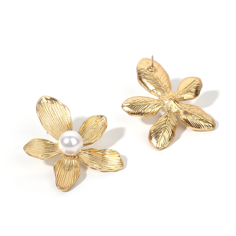 20g Weight Earrings Classification Wedding, Travel Occasion Women'S Gender Gold, Silver Color Fashion Flower Pearl Alloy Earrings 11