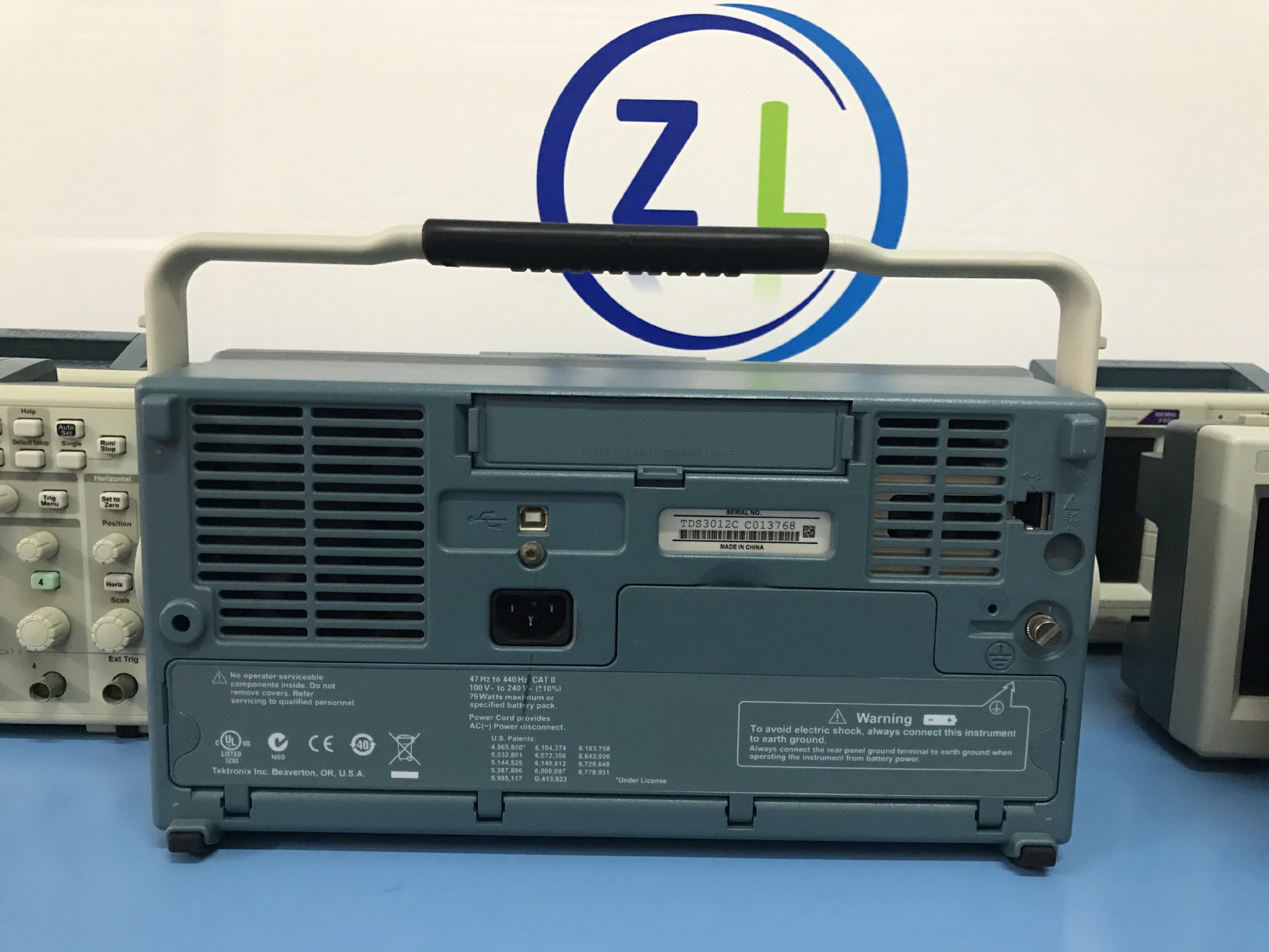 常年供应TDS3012C TDS3032C  TDS3012B  TDS3052C 泰克示波器