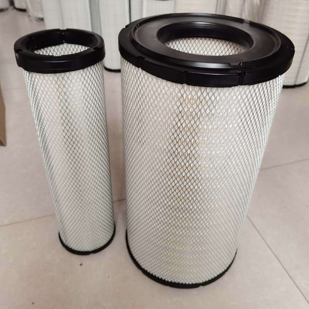 17251759943_407078042