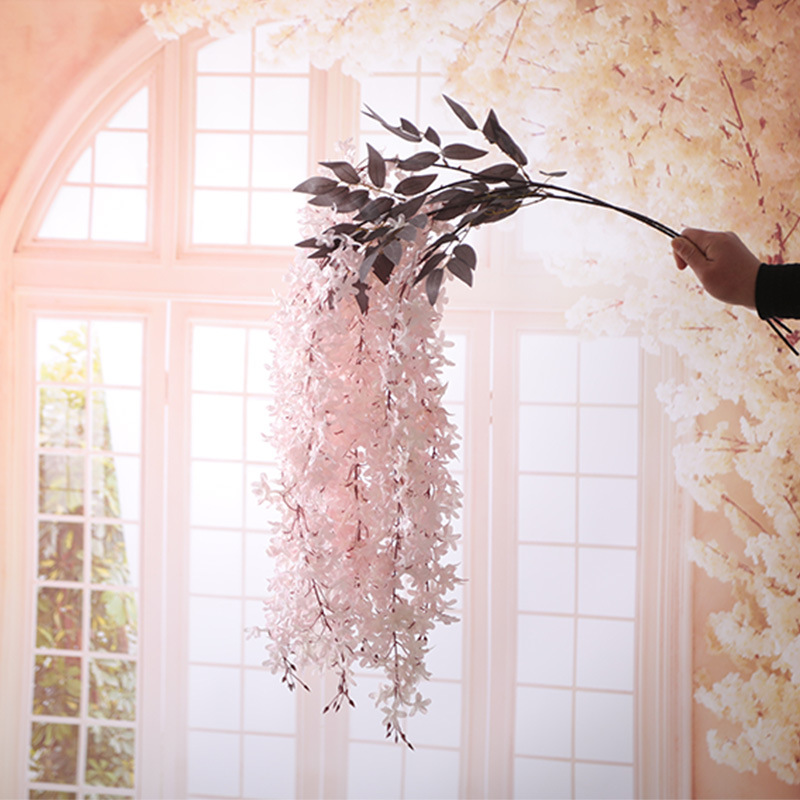 Artificial flor Lila flor artificial plástico ratán vid artificial colgante de pared de la boda Boda Cruz flor de cerezo Hotel decoración de techo