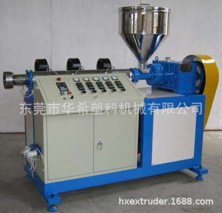 精密中心静脉导管挤出机主机