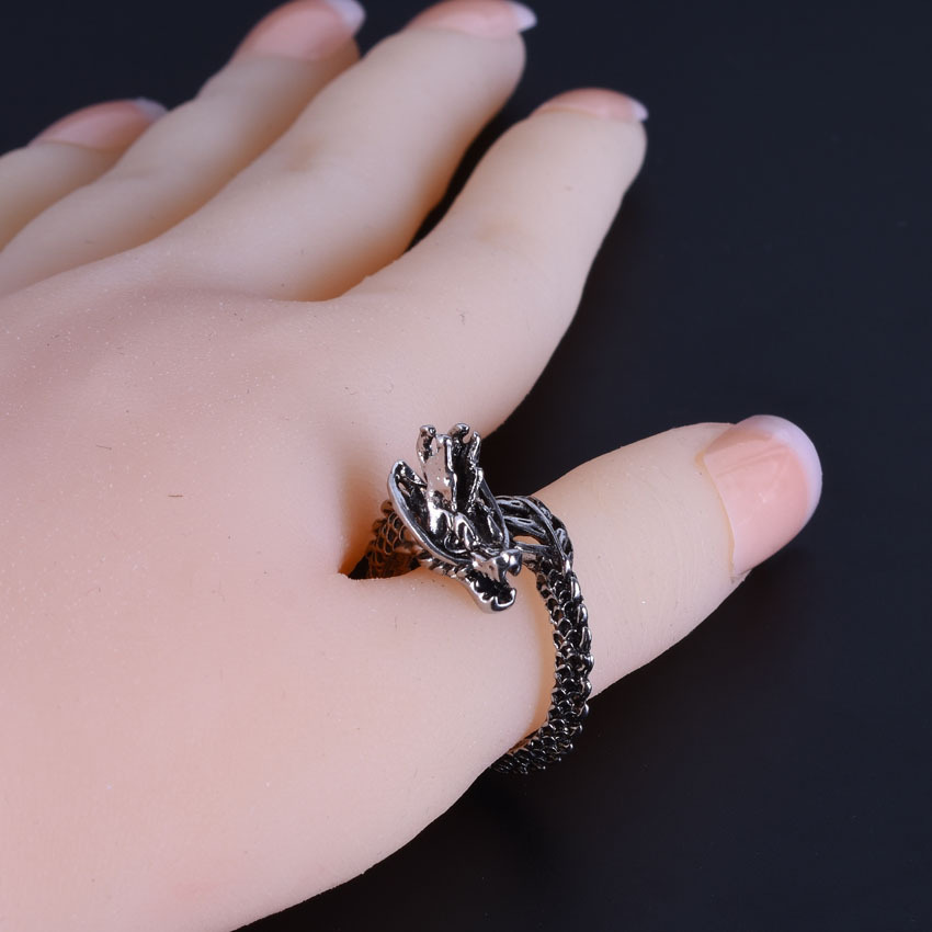 16160525064_2144496083